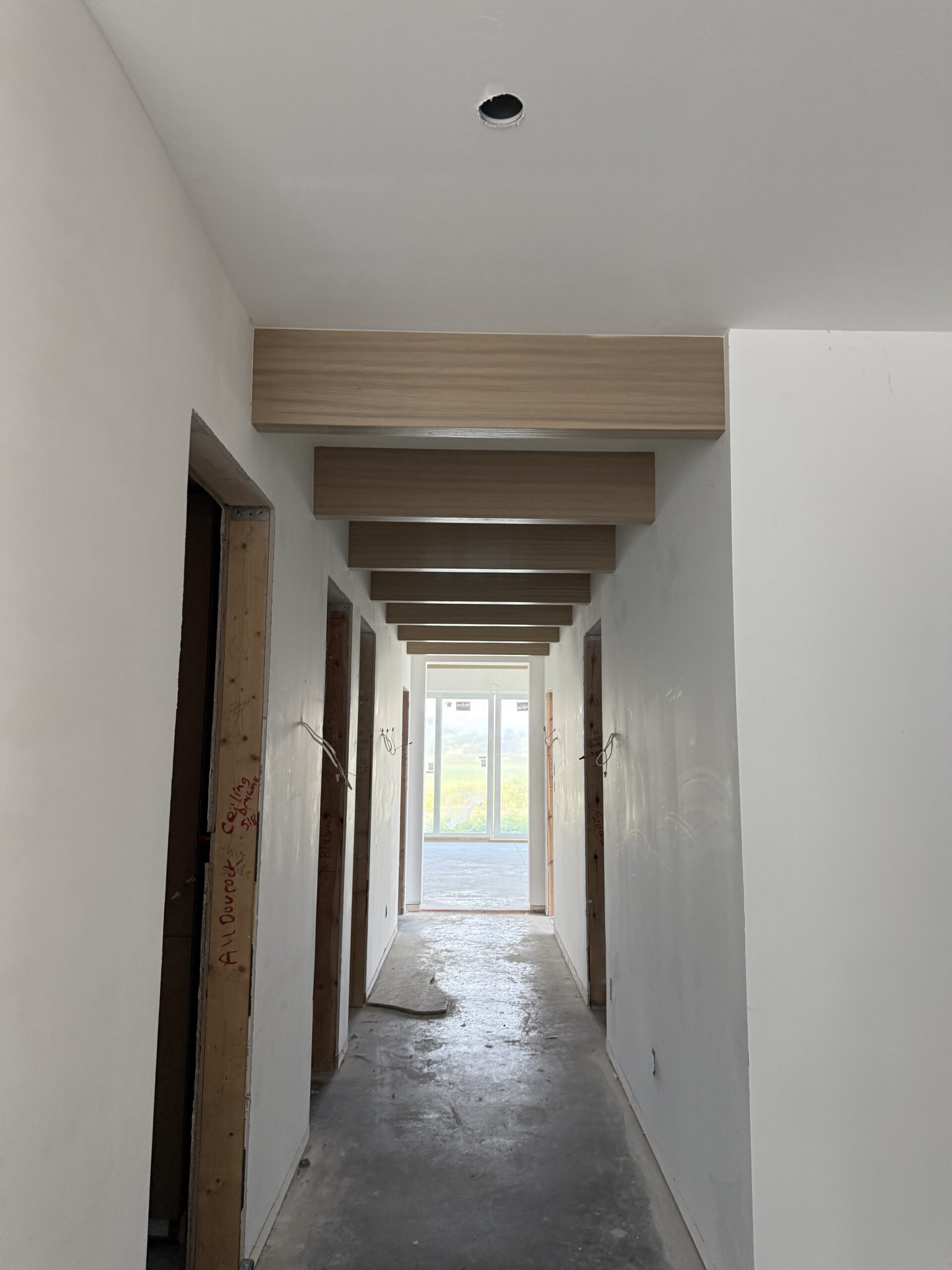 Southwest Florida Diamond Resin Ceiling and Beam Installation (2)